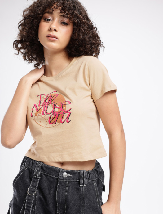 glitchez Typography Printed Crop T-shirt - Image 5
