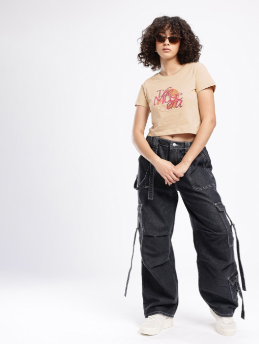 glitchez Typography Printed Crop T-shirt - Image 2