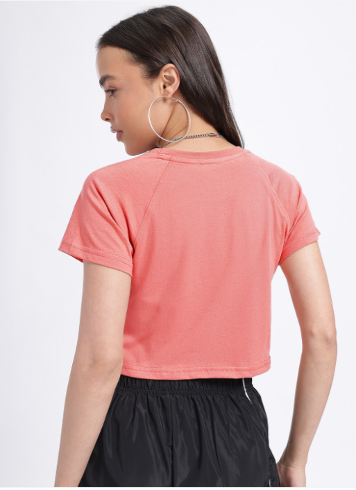 glitchez Typo Print Cropped T-shirt - Image 3