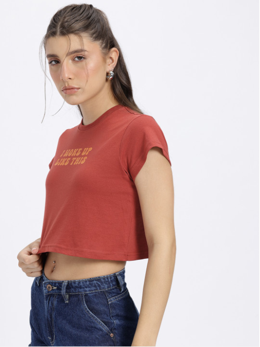 glitchez Typography Printed Crop T-shirt - Image 4