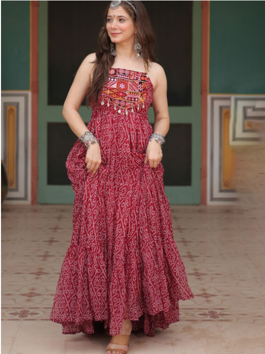 Green Solid Anarkali Kurta With Dupatta Set - Image 6