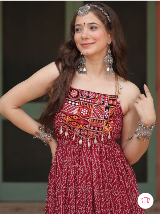 Green Solid Anarkali Kurta With Dupatta Set - Image 5